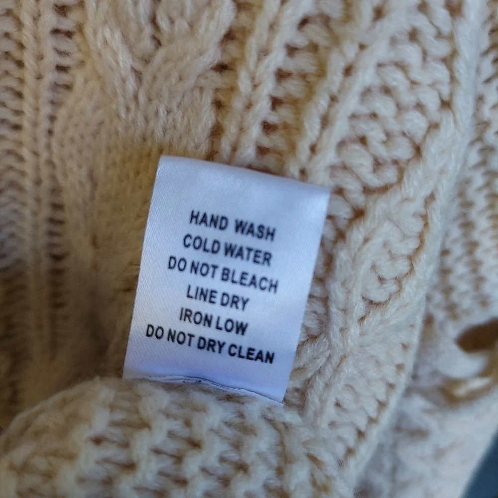 ANDTHEWHY Boho Oversize Cable Knit Cowlneck/Turtleneck